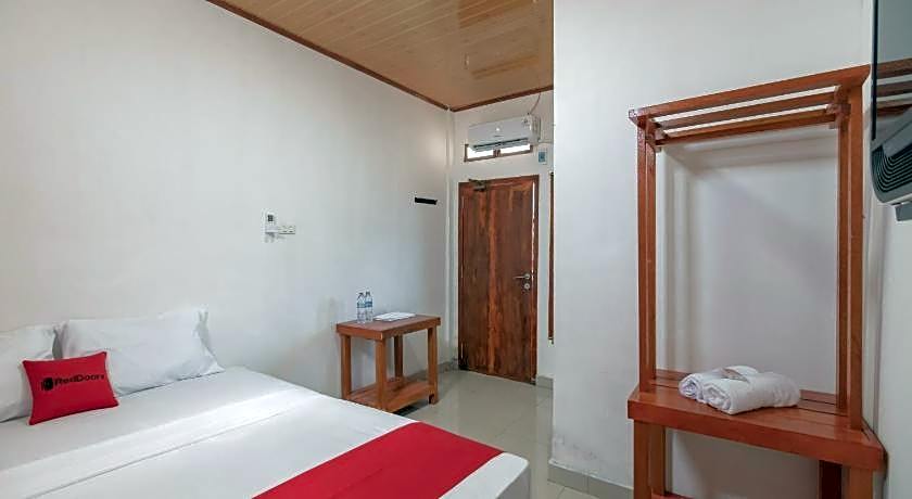 RedDoorz Syariah near Jakabaring Sport City Palembang