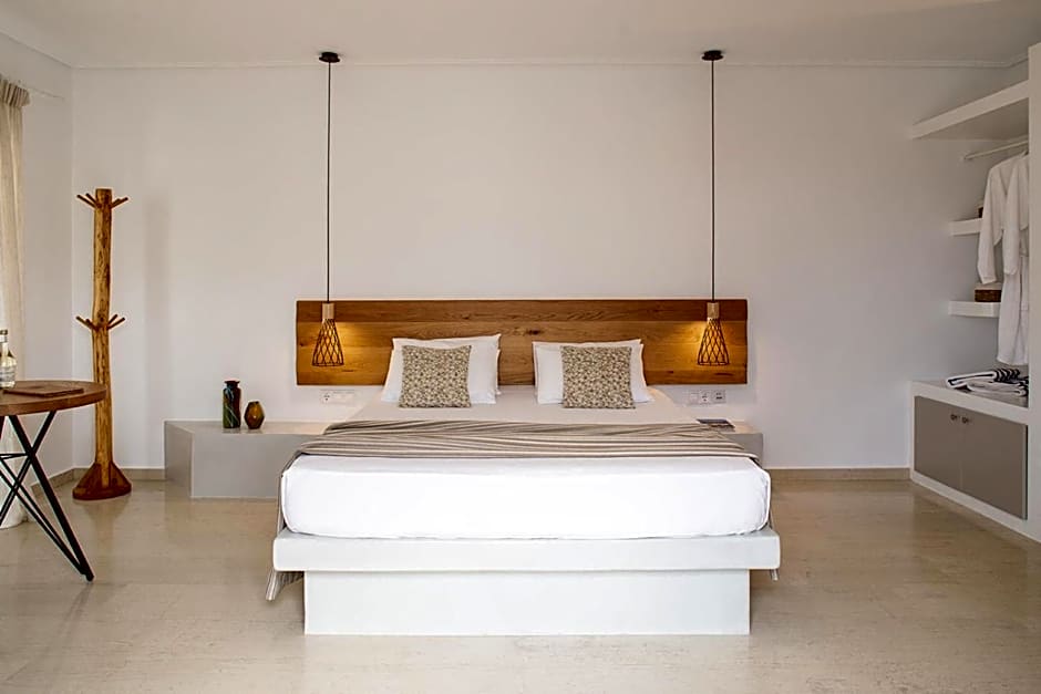 Proteas Hotel & Suites