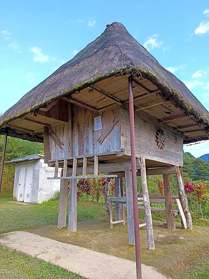 Hiwang Native House Inn & Viewdeck