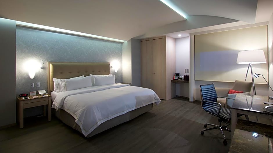 Holiday Inn Express Mexico - Toreo By IHG