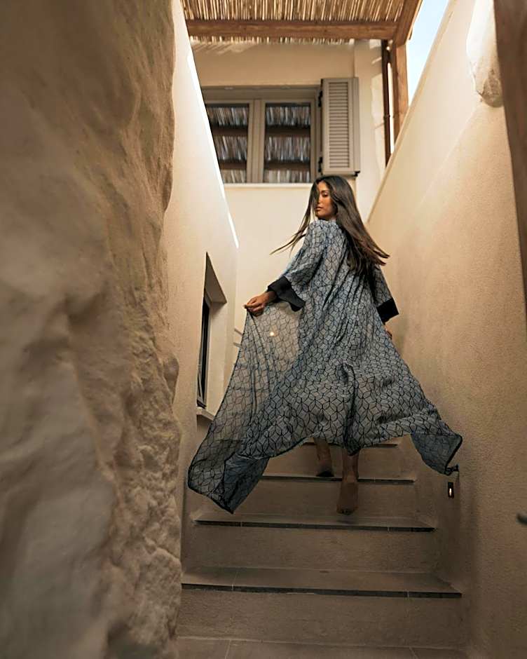 Manili Boutique Suites & Villas