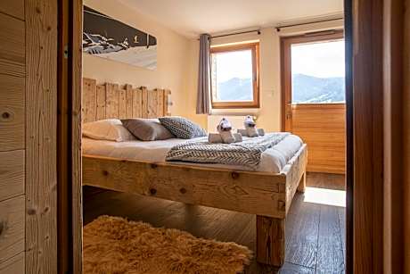 Double Room with Mountain View