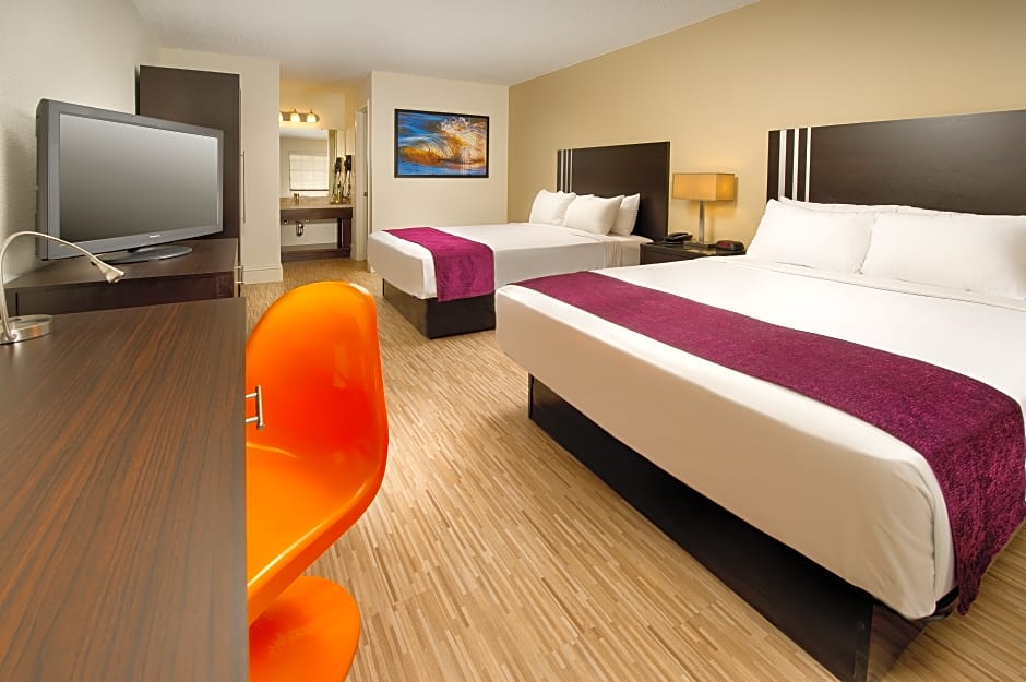 Avanti International Resort