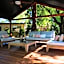 Adina Lodge Holiday Apartments