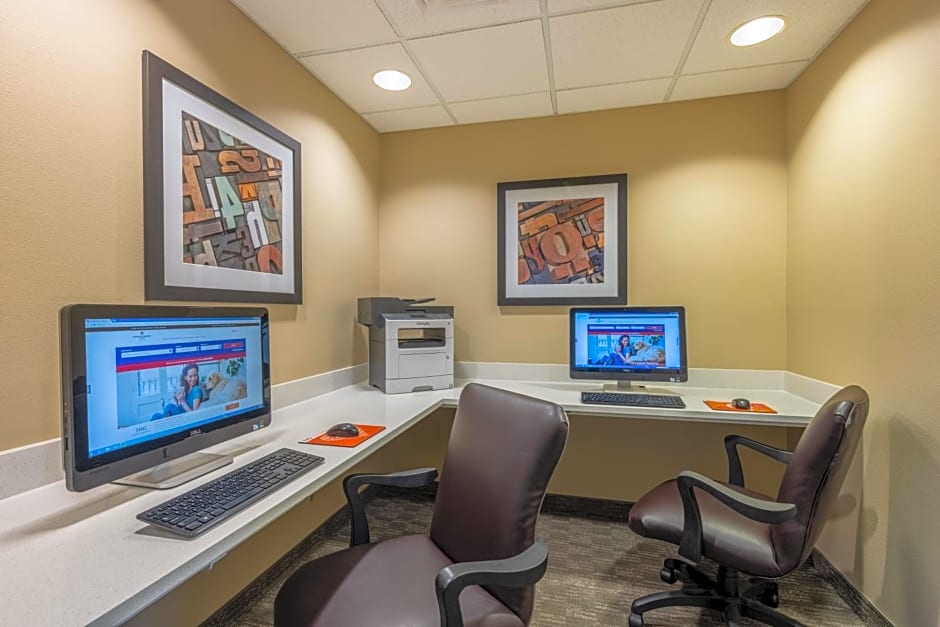 Candlewood Suites Springfield South, an IHG Hotel