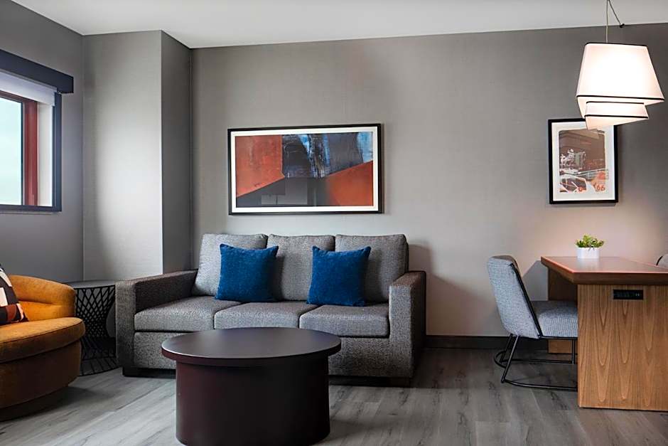 Renaissance Tulsa Hotel & Convention Center