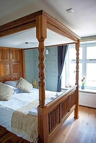 Double Room with Extra Bed