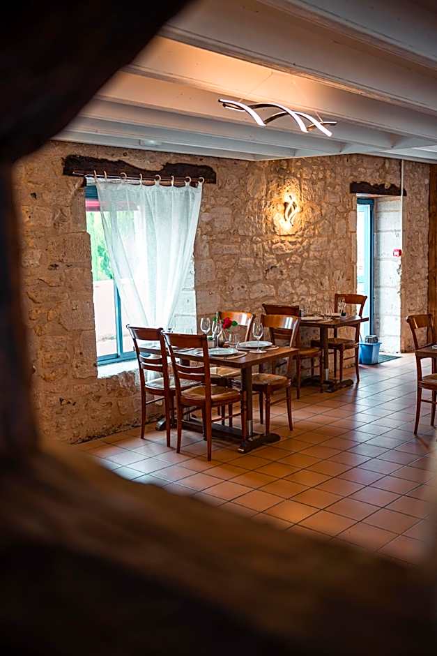 Logis L'Authentique Hotel Restaurant