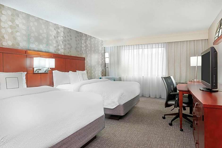 Photo 1 of 5 of 2 Queen Beds, Hearing Accessible
