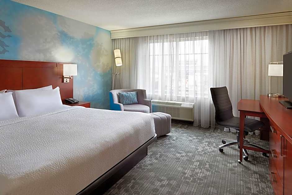 Courtyard by Marriott Ottawa Downtown