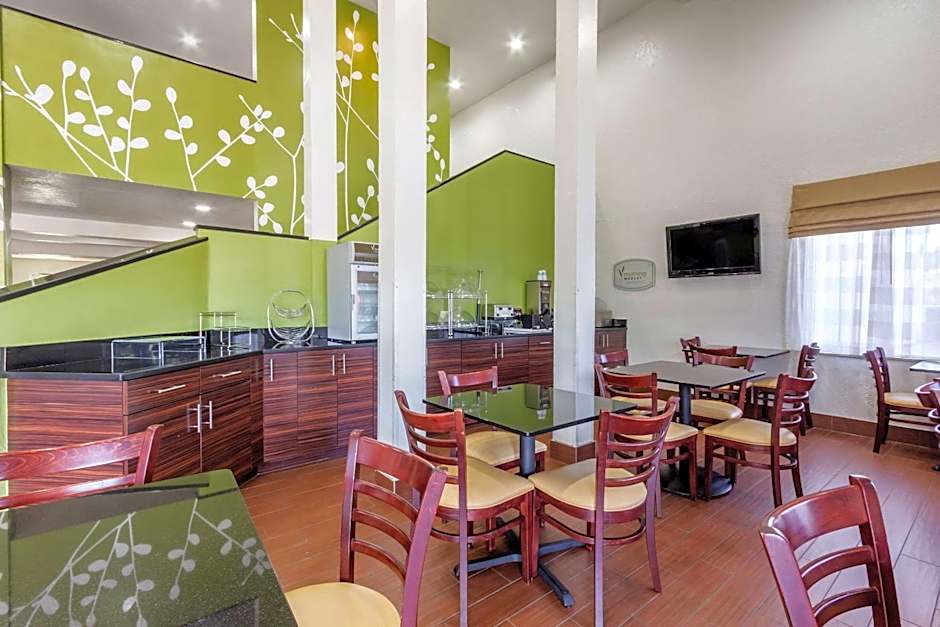 Sleep Inn Near Busch Gardens/USF