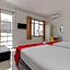 RedDoorz @ Tara Homestay Palembang