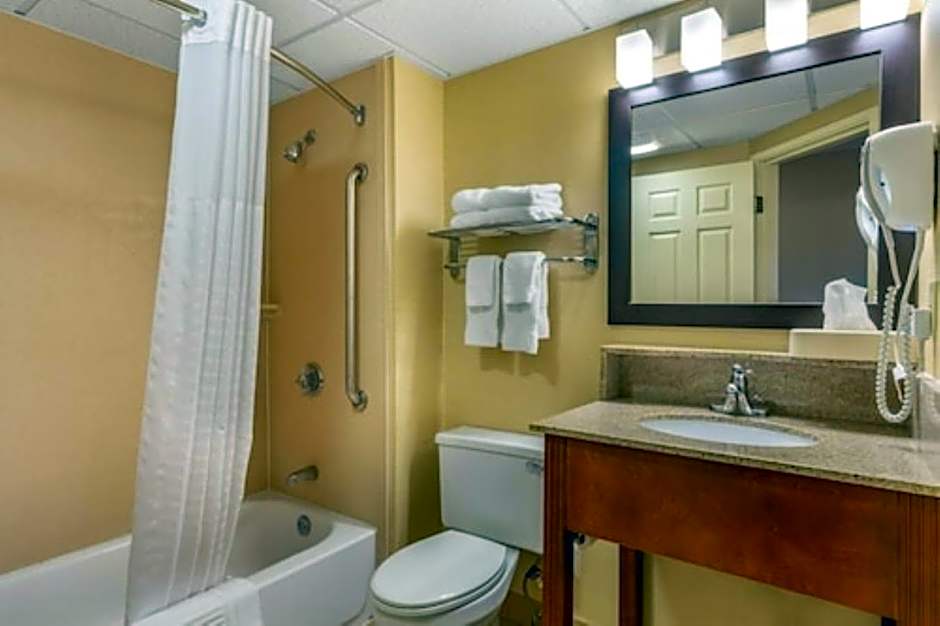 Comfort Inn Rockland - Boston