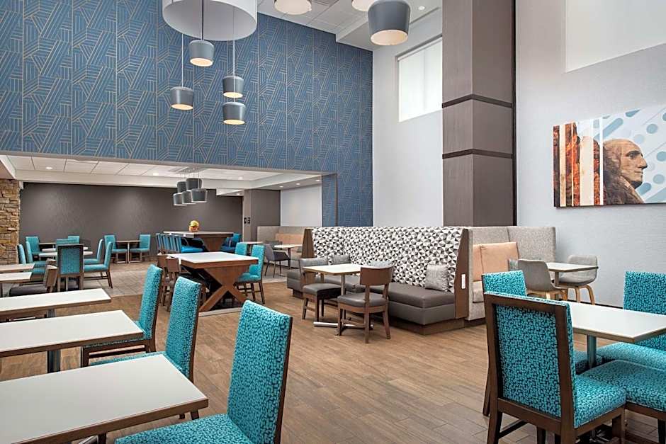 Hampton Inn By Hilton & Suites Rapid City Rushmore, SD