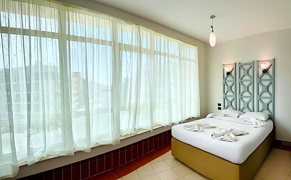 Royal Beach Serviced Apartments