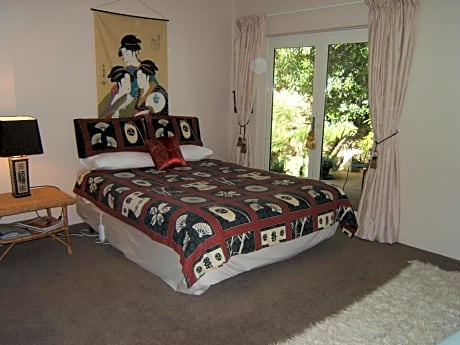 The Beach House Bed and Breakfast