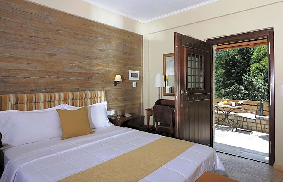 Gamila Rocks Mountain Hotel