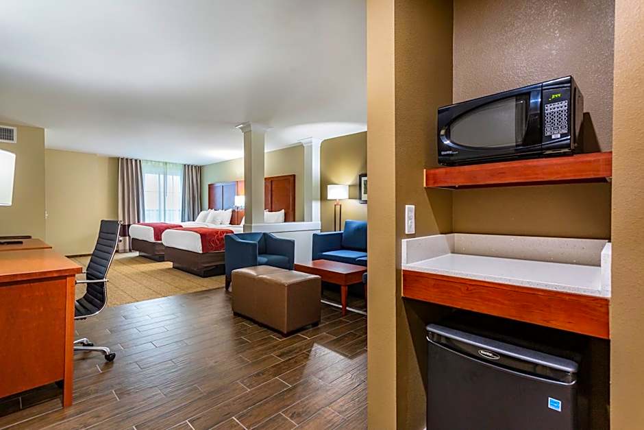Comfort Suites