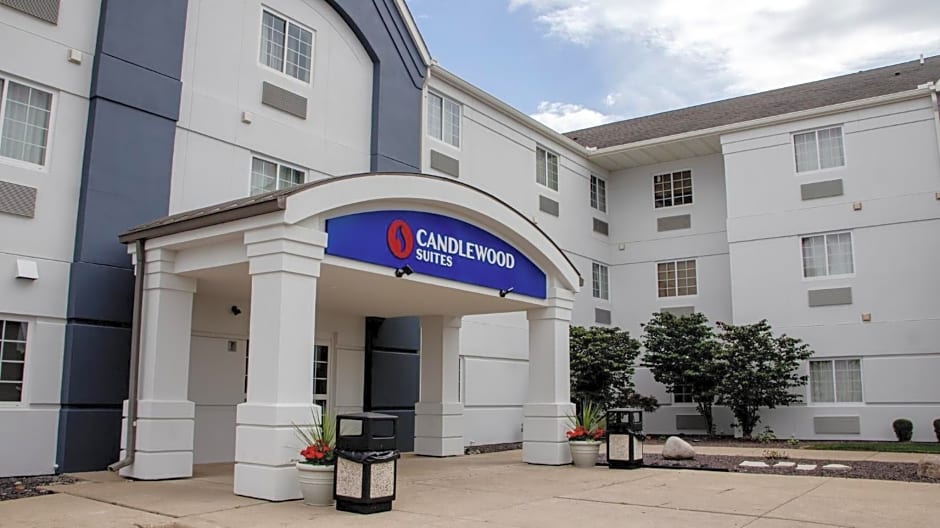 Candlewood Suites Peoria At Grand Prairie Hotel