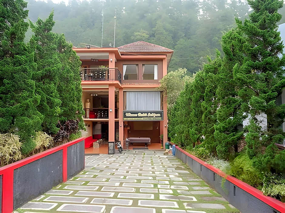 Red Chilies Hill Hotel