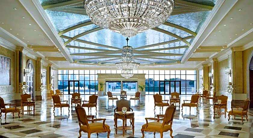 The Ritz-Carlton Abu Dhabi - Grand Canal