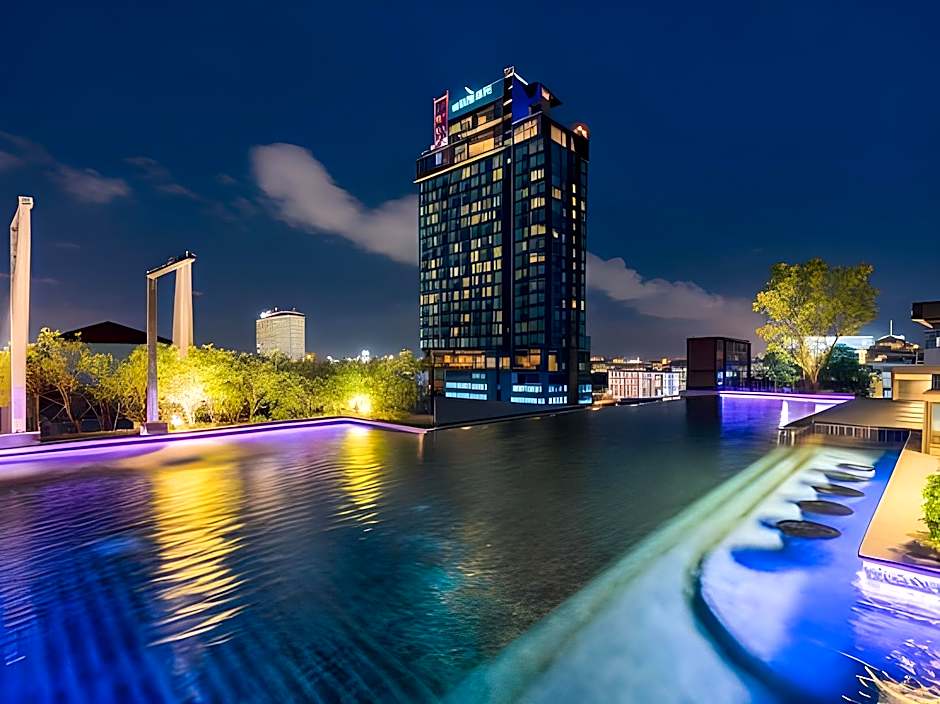 XQ Pattaya Hotel