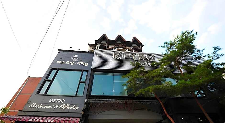 Metro Tourist Hotel Cheonan
