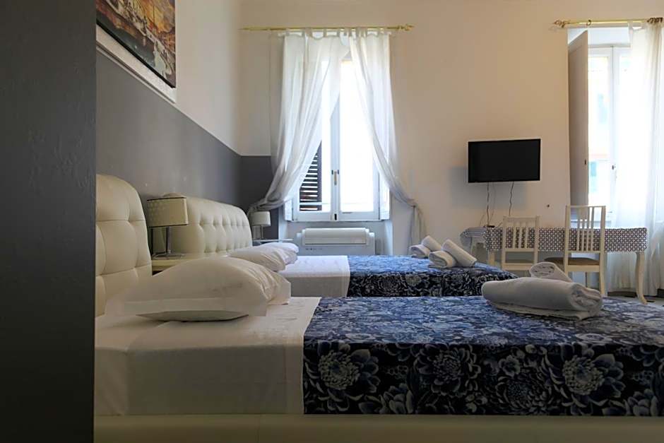 Vatican Room and Kitchen