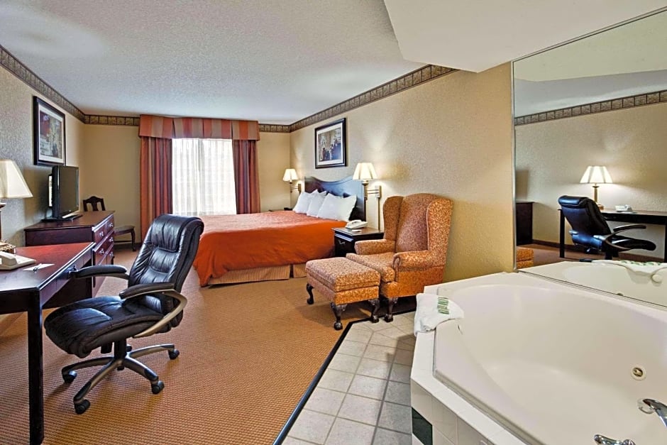 Country Inn & Suites by Radisson, Hot Springs, AR