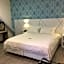 LUMA PLAZA HOTEL
