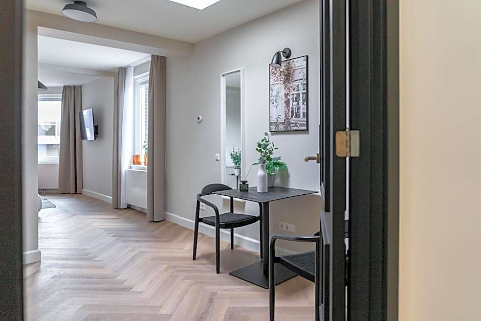 Limehome The Hague Keizerstraat