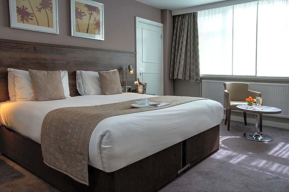 Best Western Ship Hotel