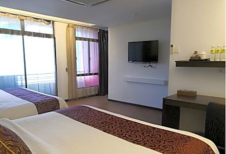 Premium Family Room with Balcony