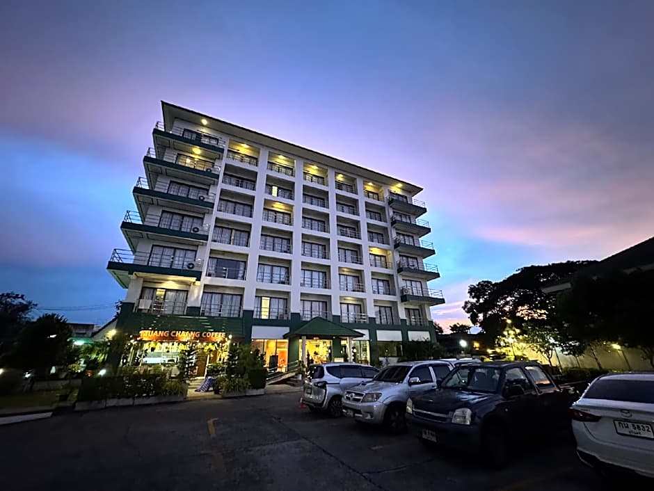 Maneerote Hotel Surin