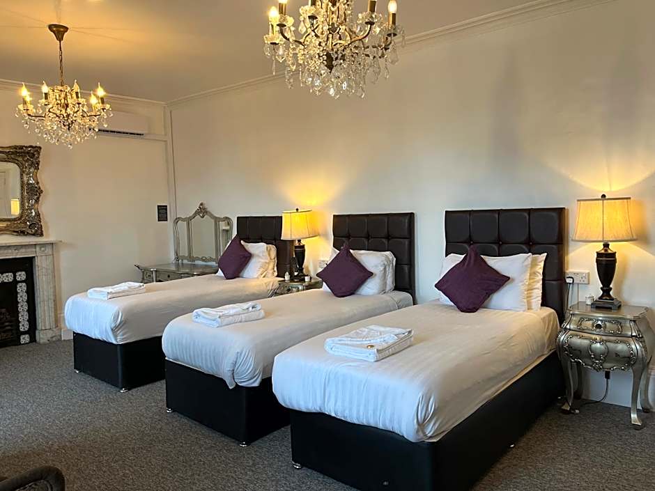 Kings Hotel