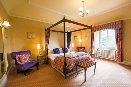 Double Room with Four Poster Bed