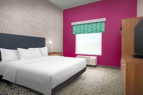 One-Bedroom King Suite - Hearing Access