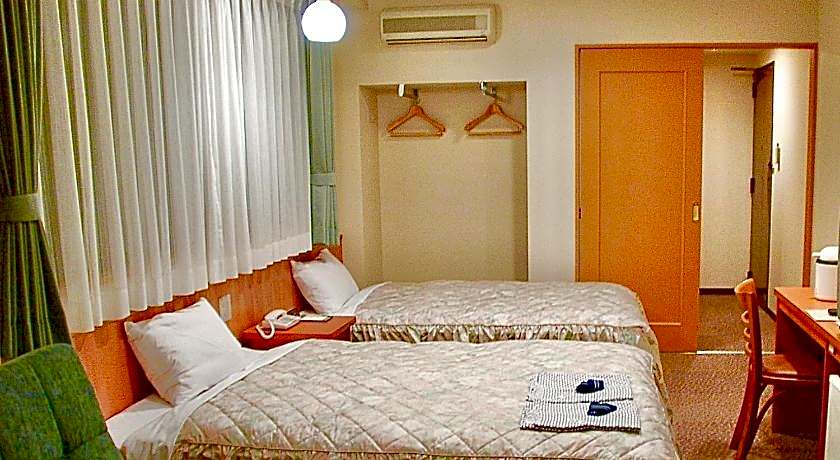 Yonago Universal Hotel