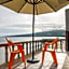 Kellocks' Seaview Apartelle