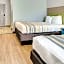 Country Inn & Suites by Radisson, Grand Rapids Airport, MI