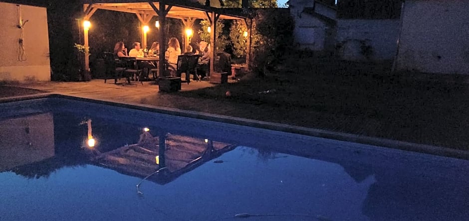 L'Alisier Chantant – Bourron-Marlotte, TX