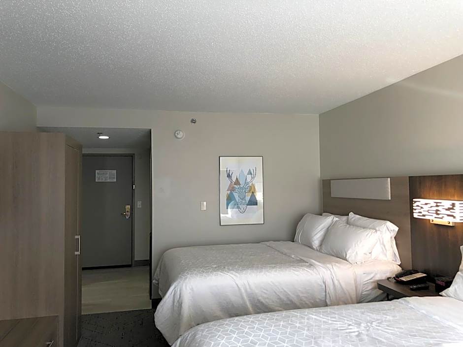 Holiday Inn Express & Suites Donegal By IHG