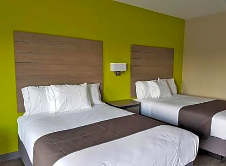 Standard Queen Room with Two Queen Beds