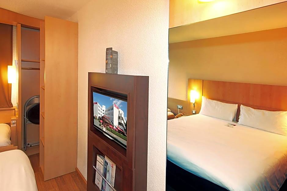 ibis Poitiers Sud