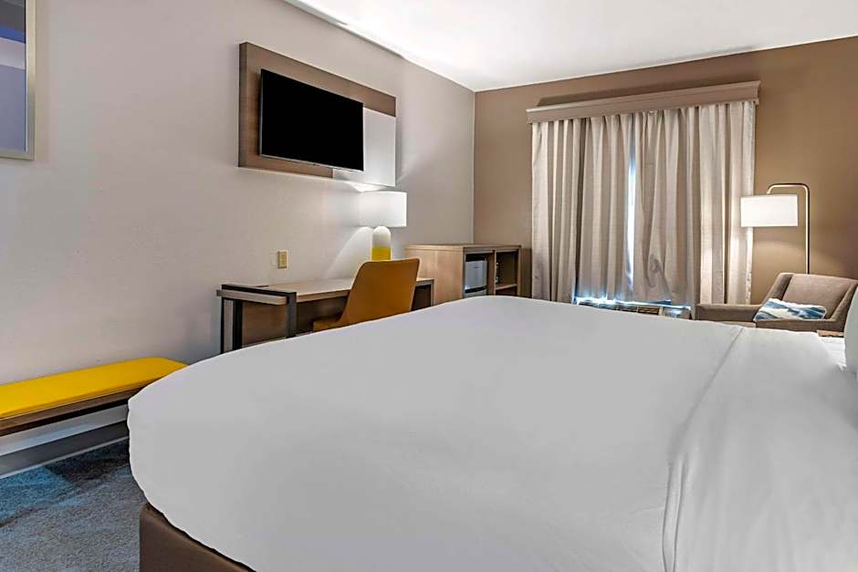 Comfort Inn & Suites Shelbyville