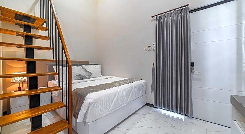 Tree Homestay Mitra RedDoorz