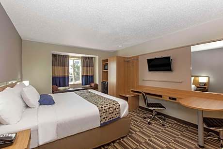 King Room - Non-Smoking
