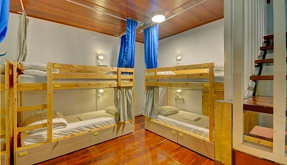 White House Lisbon Hostel