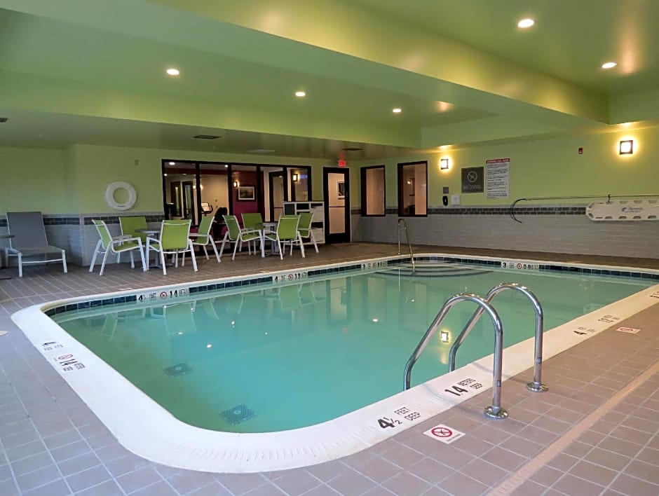 Spark by Hilton Erie