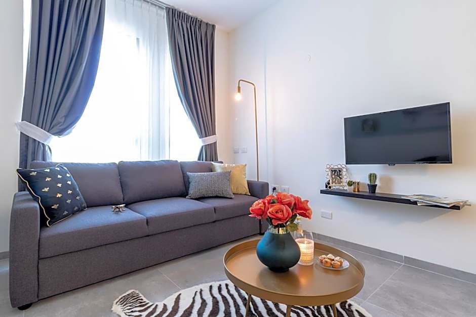 JTower - Magical Apartments In City Center